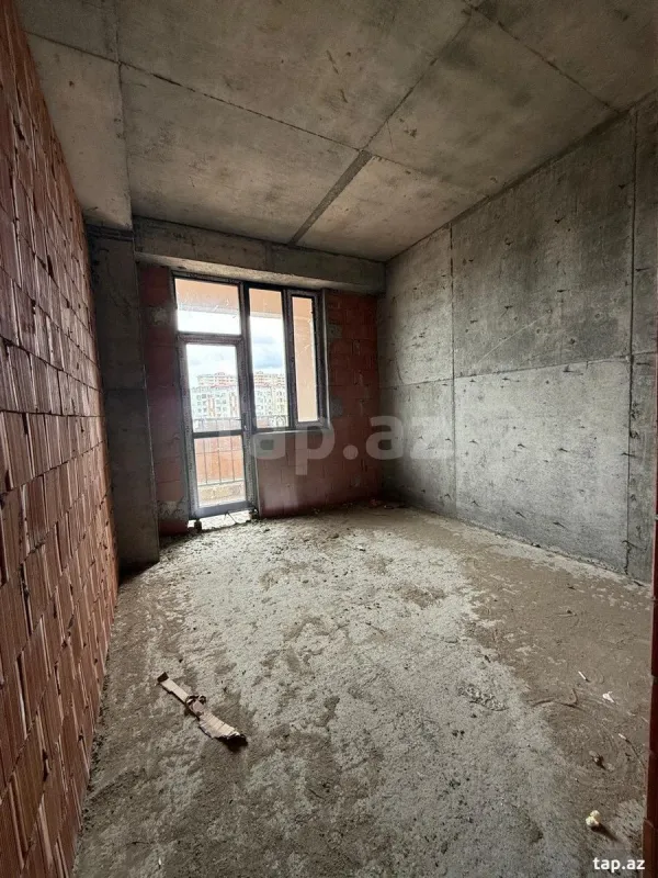 Satılır 2 otaqlı yeni tikili 91.5 m²