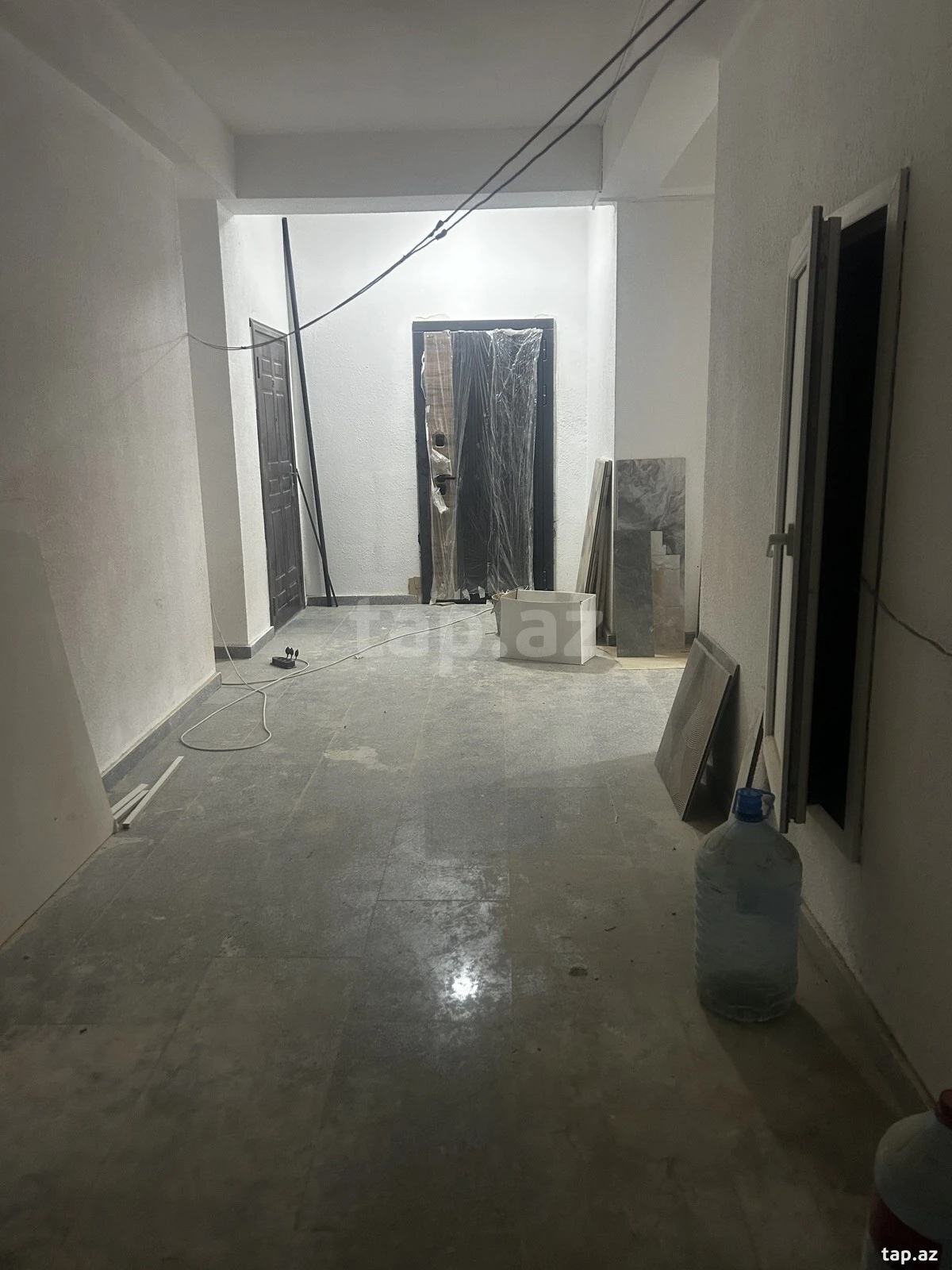 Satılır 2 otaqlı yeni tikili 91.5 m²