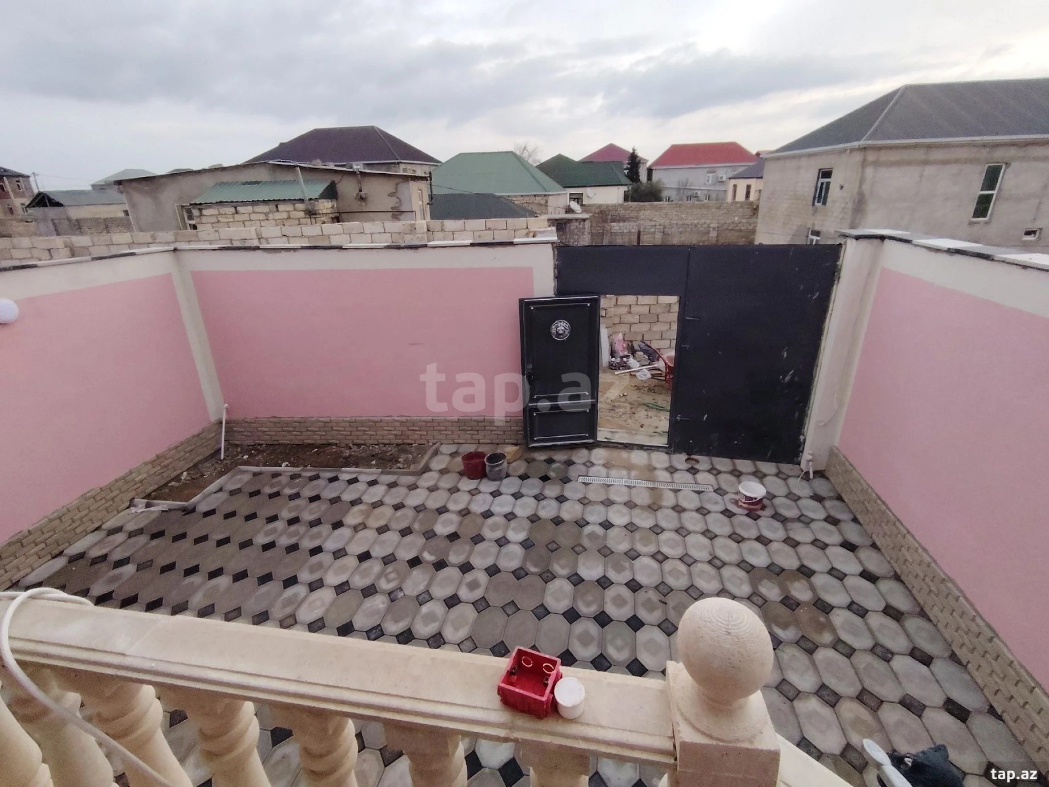 Satılır 3 otaqlı həyət evi