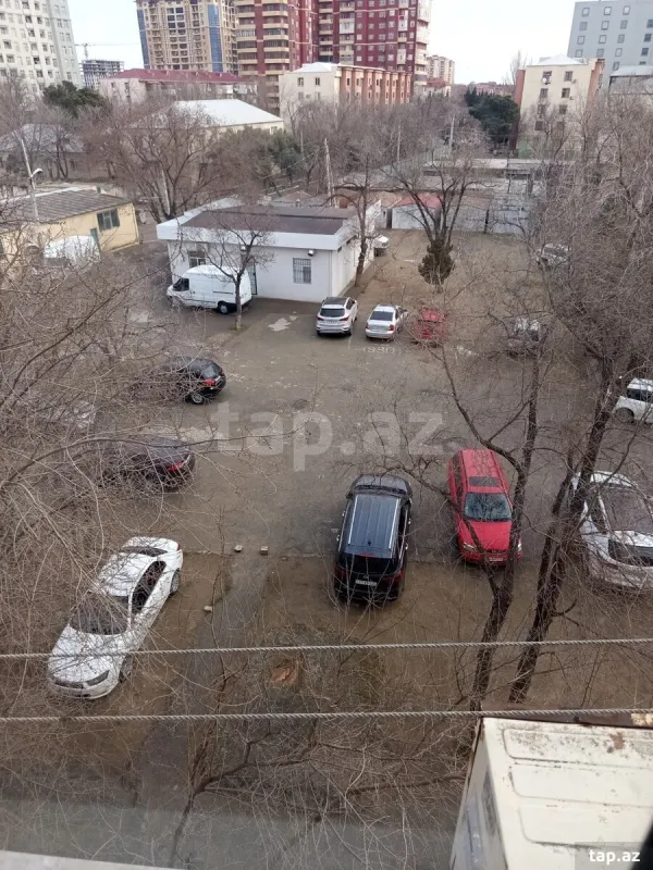 Kirayə verilir 2 otaqlı mənzil 40 m²