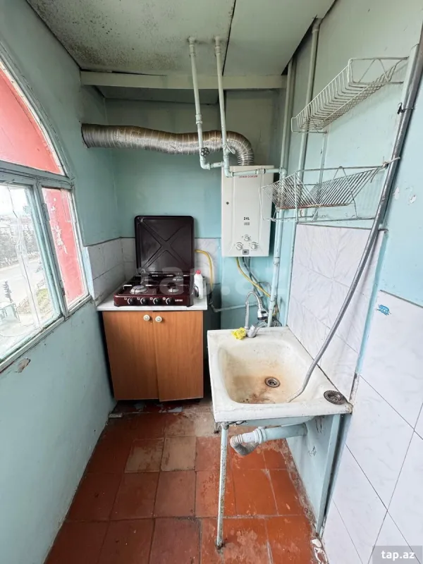 Satılır 3 otaqlı mənzil 48 m²