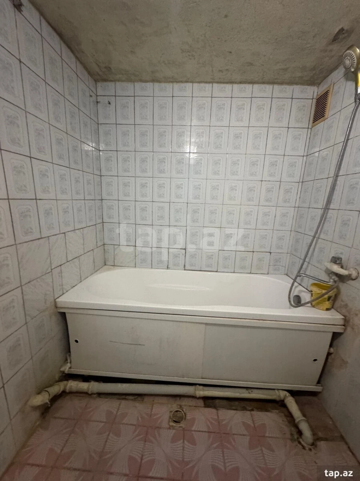 Satılır 3 otaqlı mənzil 48 m²