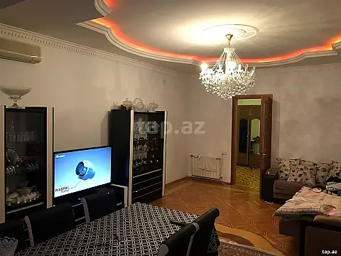 Kirayə verilir 3 otaqlı yeni tikili 160 m²