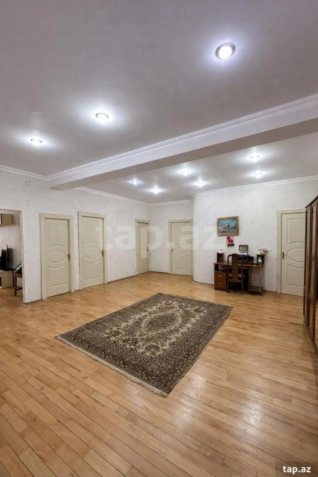 Satılır 3 otaqlı yeni tikili 154 m²