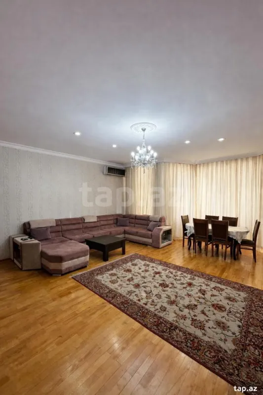 Satılır 3 otaqlı yeni tikili 154 m²