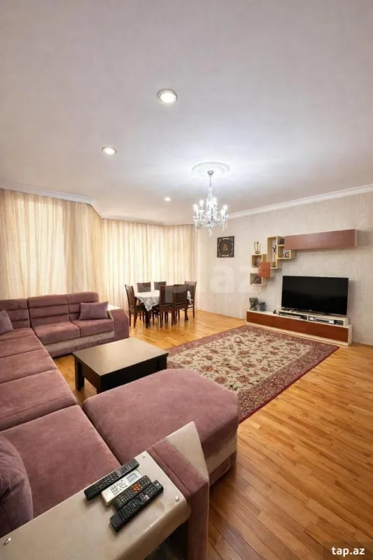 Satılır 3 otaqlı yeni tikili 154 m²