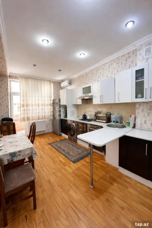 Satılır 3 otaqlı yeni tikili 154 m²