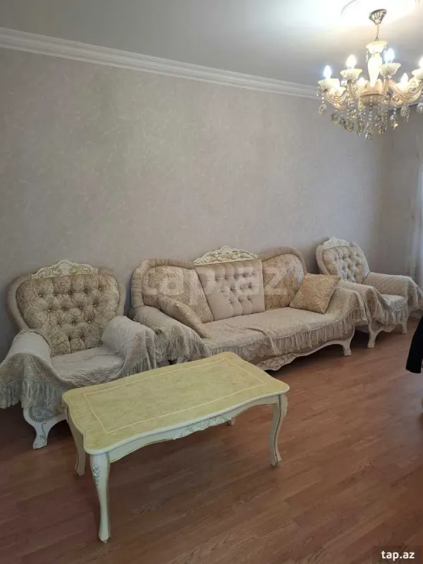 Kirayə verilir 2 otaqlı mənzil 65 m²