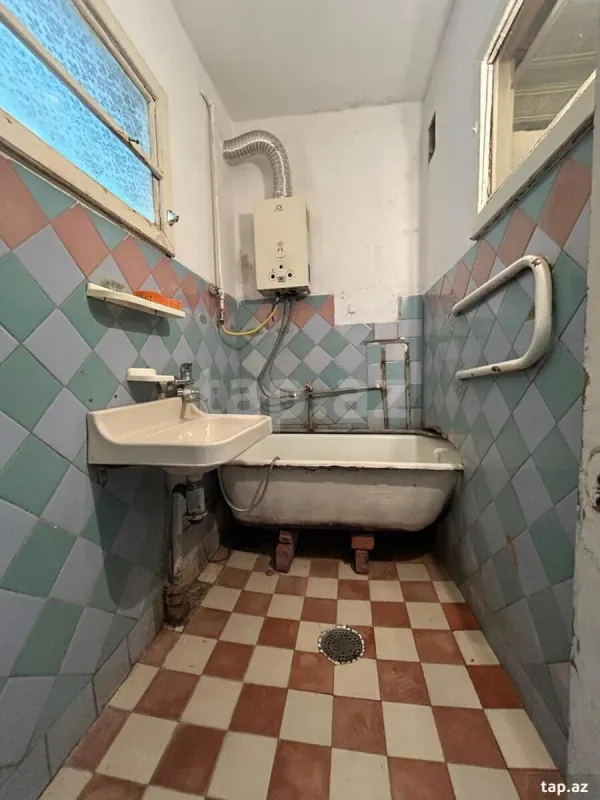 Satılır 3 otaqlı mənzil 85 m²