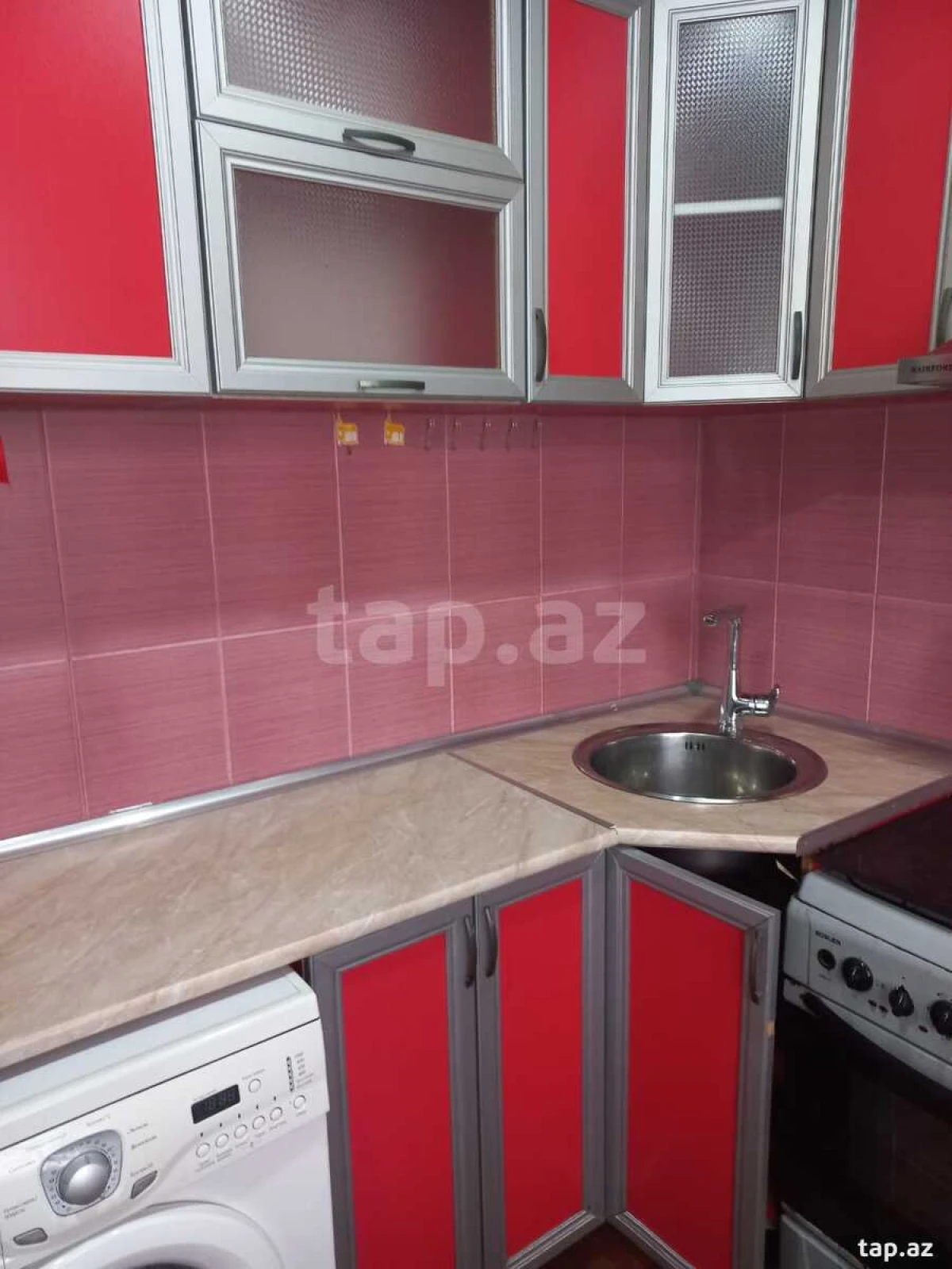 Kirayə verilir 1 otaqlı mənzil 45 m²