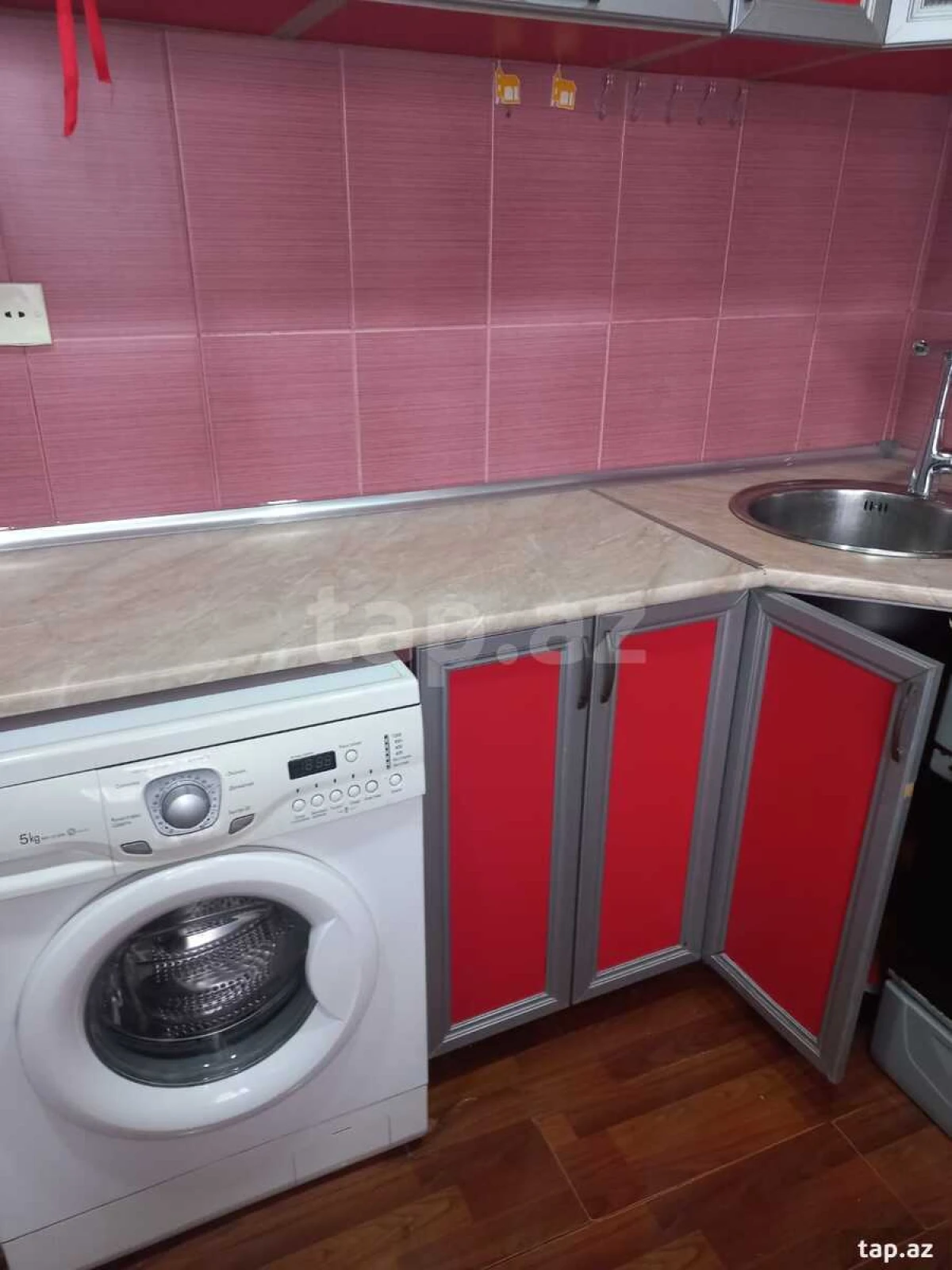 Kirayə verilir 1 otaqlı mənzil 45 m²