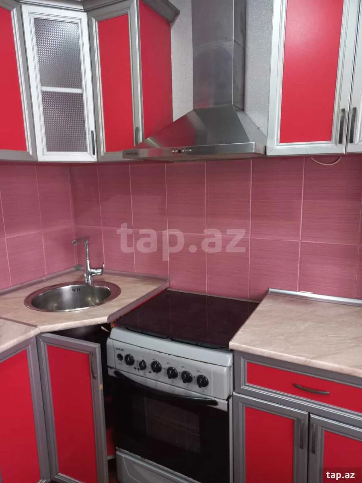 Kirayə verilir 1 otaqlı mənzil 45 m²