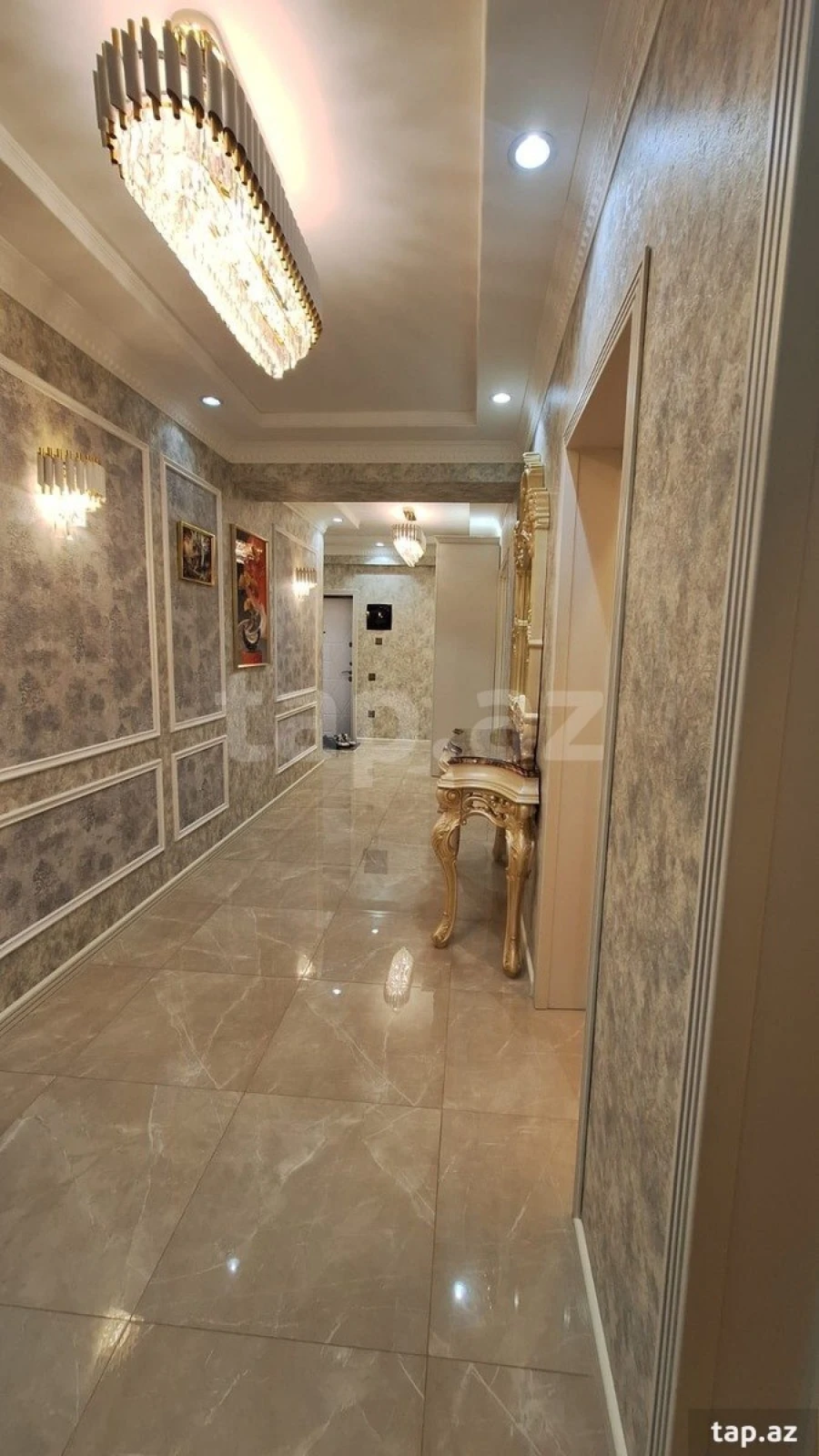 Satılır 3 otaqlı yeni tikili 120 m²