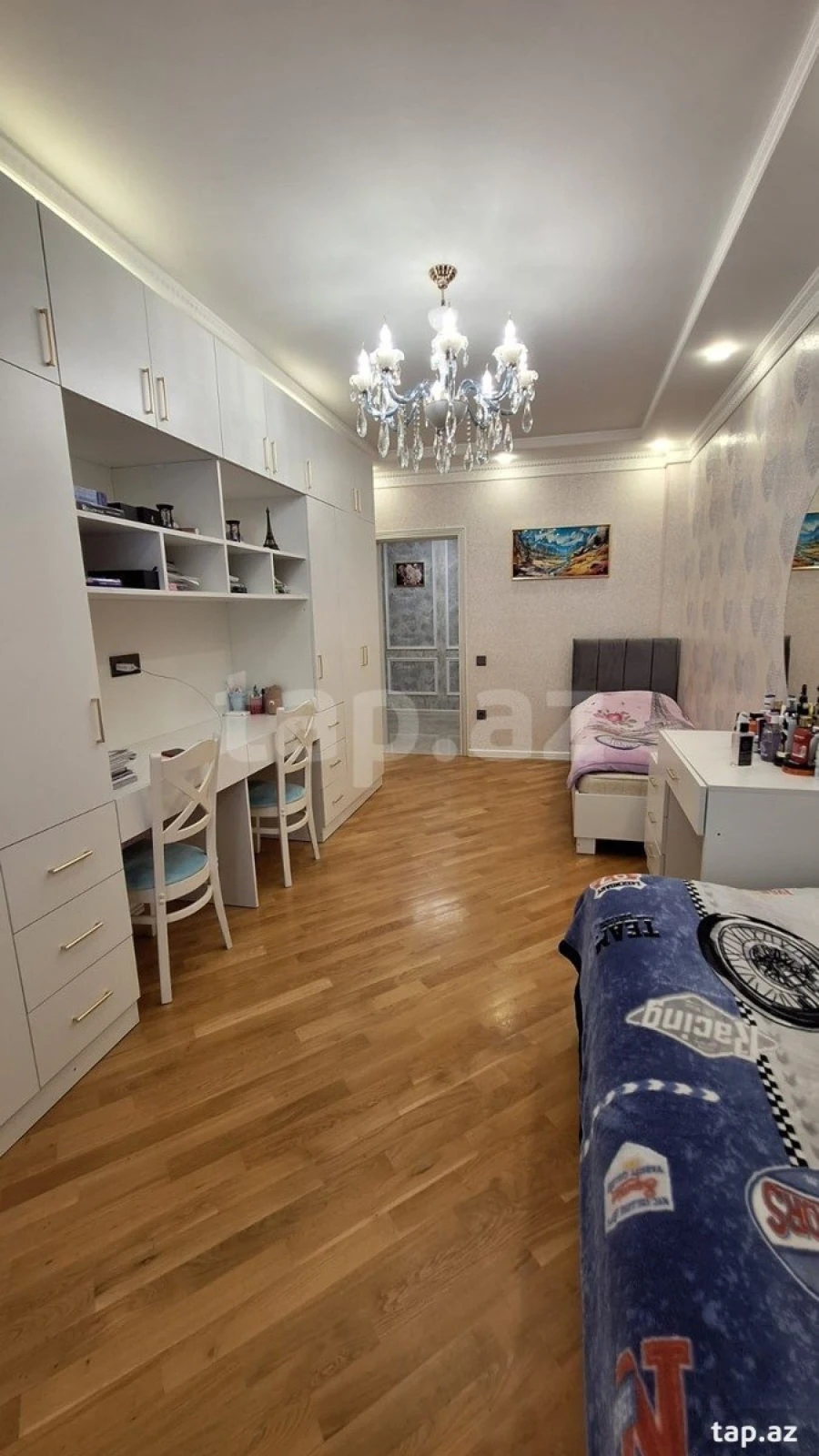 Satılır 3 otaqlı yeni tikili 120 m²