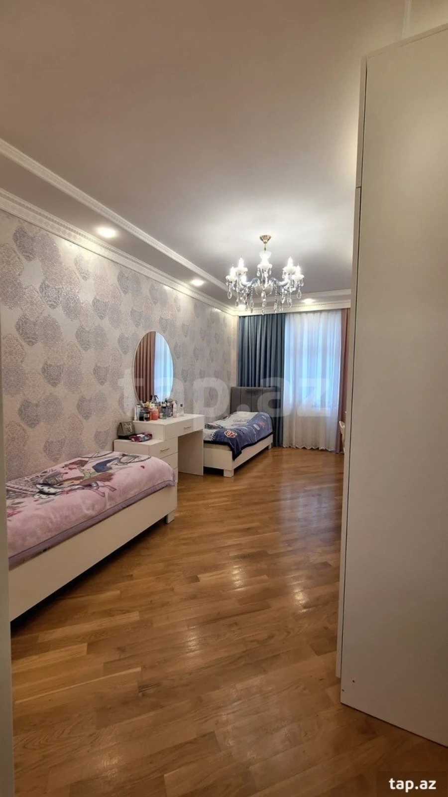 Satılır 3 otaqlı yeni tikili 120 m²