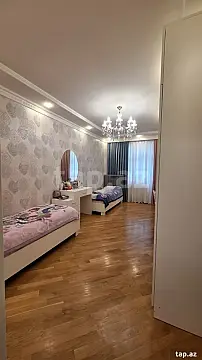 Satılır 3 otaqlı yeni tikili 120 m²