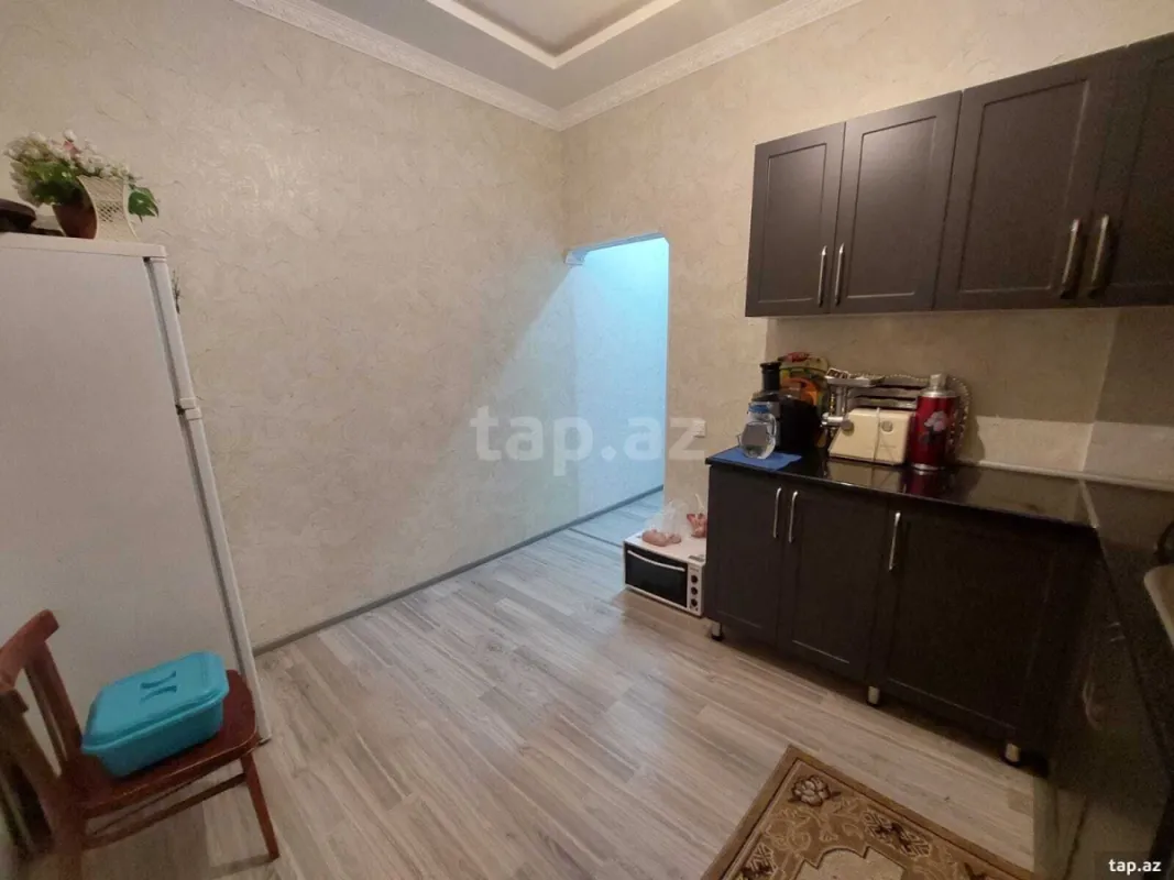 Satılır 4 otaqlı həyət evi