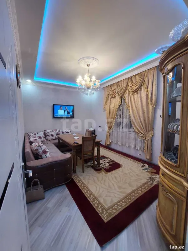 Satılır 4 otaqlı həyət evi
