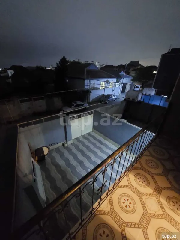 Satılır 4 otaqlı həyət evi