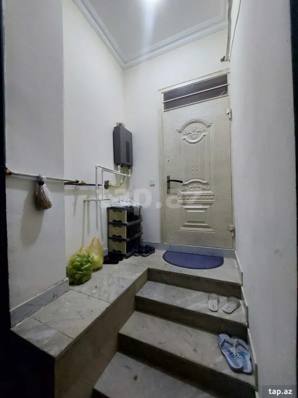 Satılır 4 otaqlı həyət evi