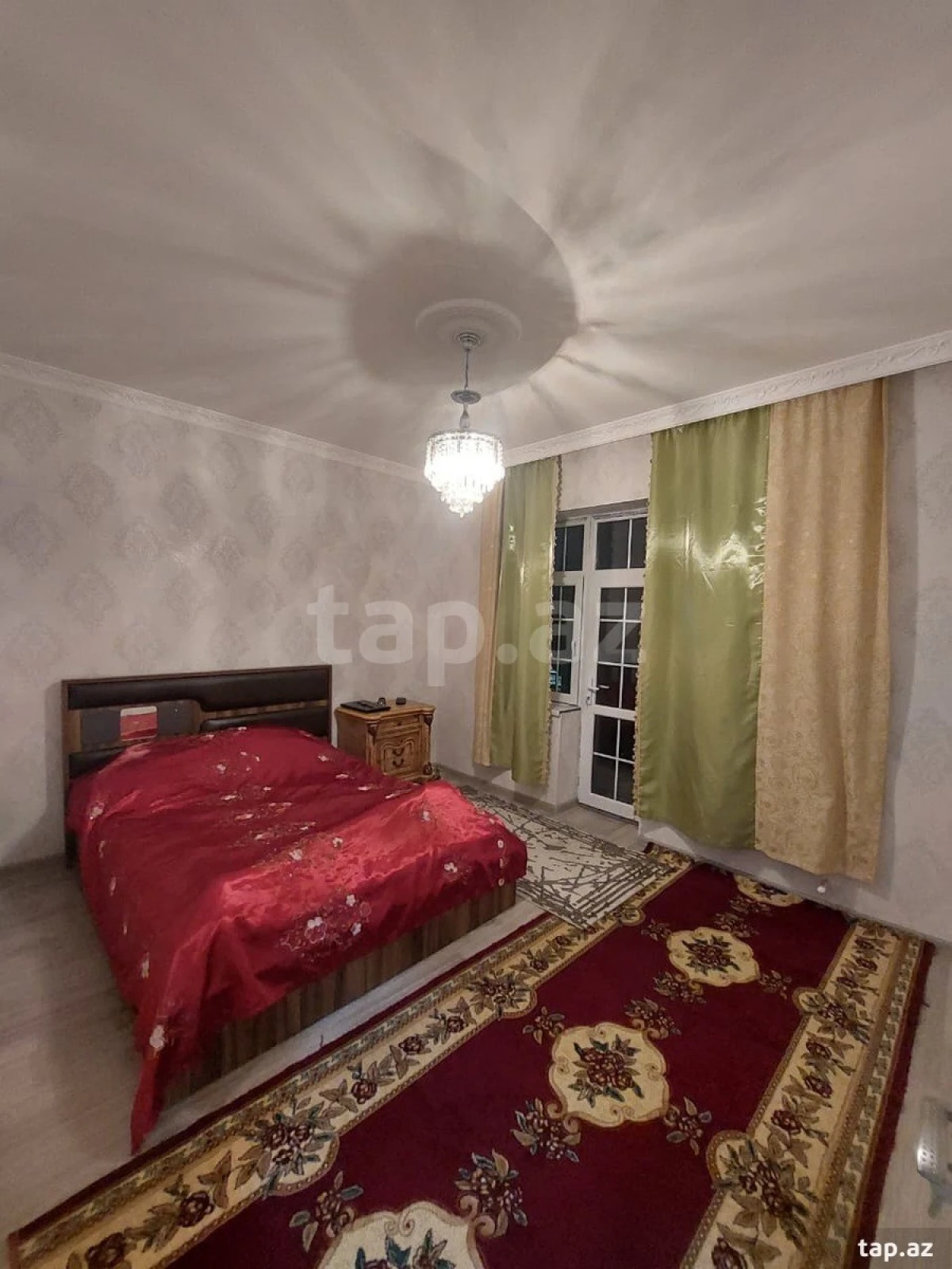 Satılır 4 otaqlı həyət evi