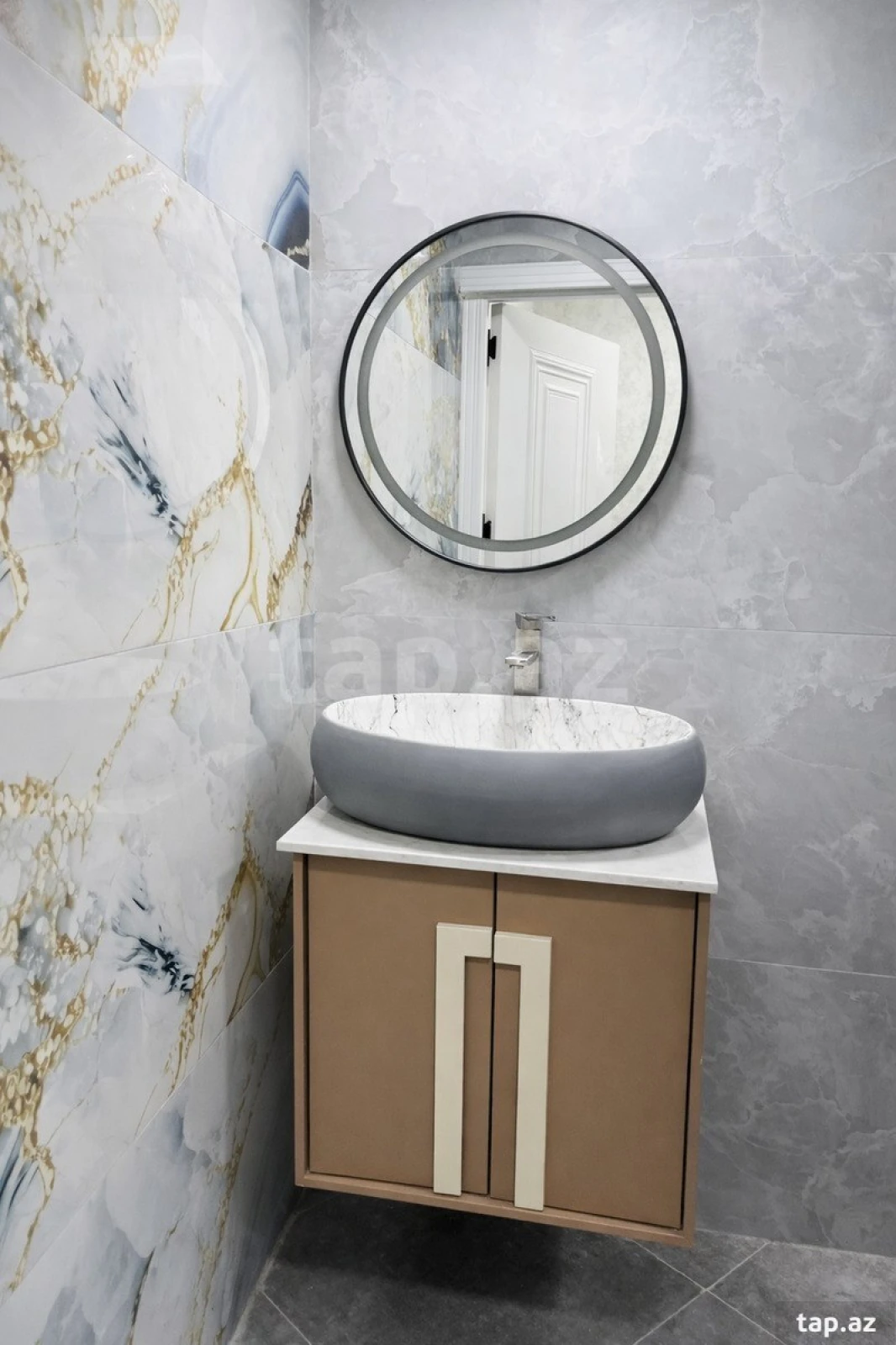 Satılır 2 otaqlı mənzil 40 m²