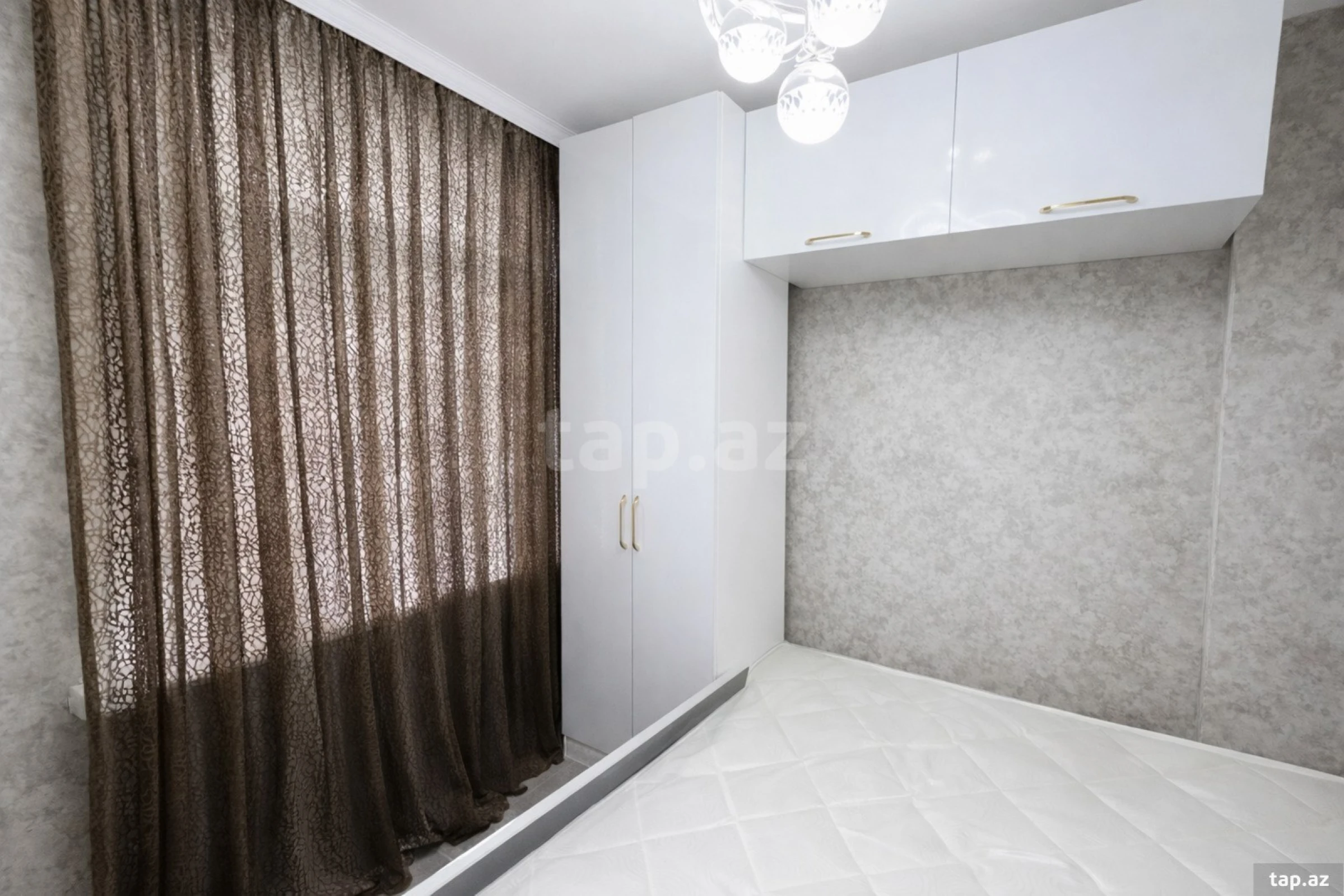 Satılır 2 otaqlı mənzil 40 m²