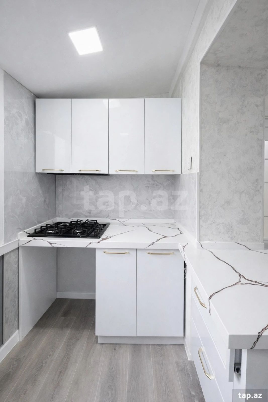 Satılır 2 otaqlı mənzil 40 m²