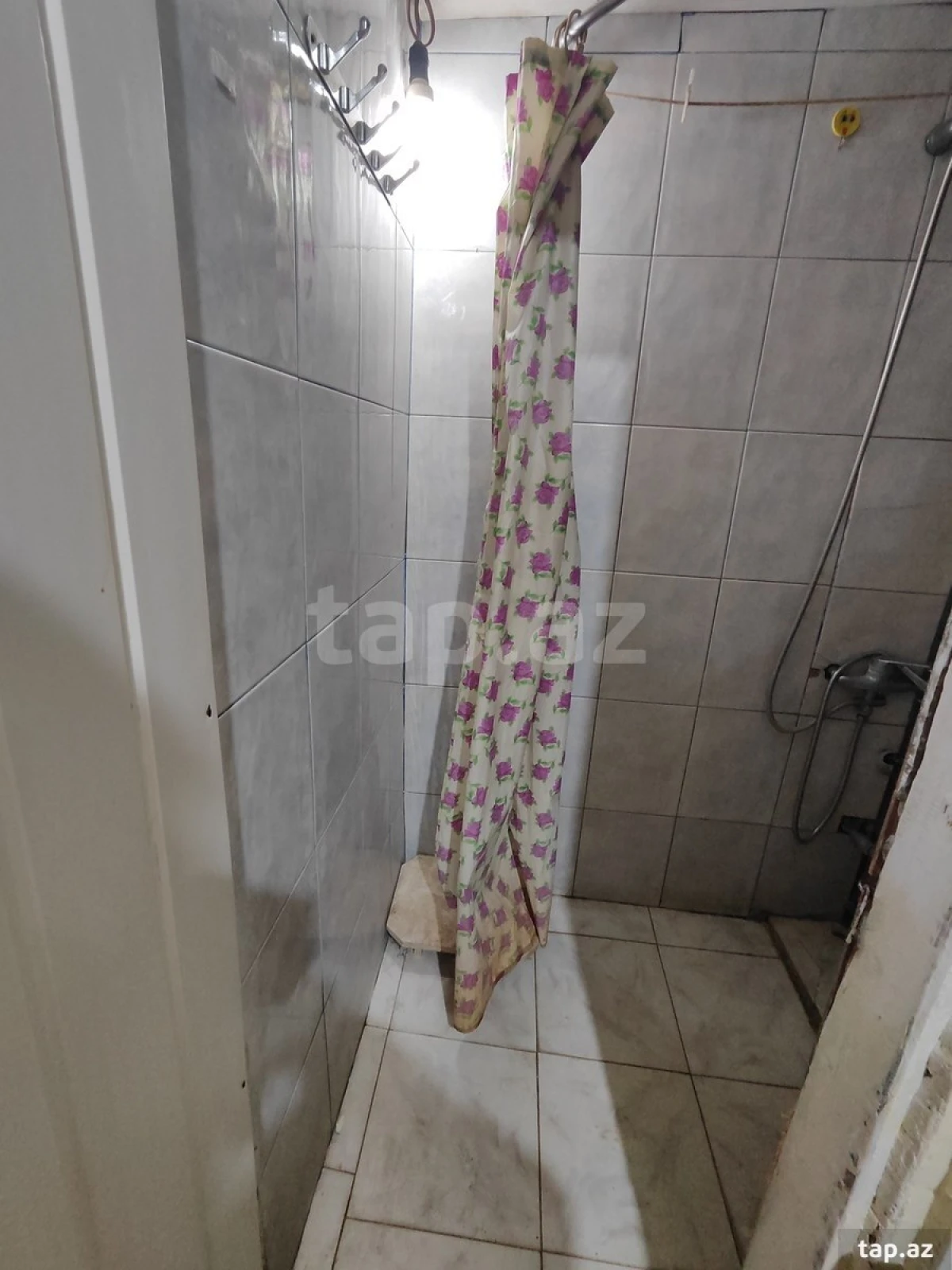 Kirayə verilir 1 otaqlı həyət evi