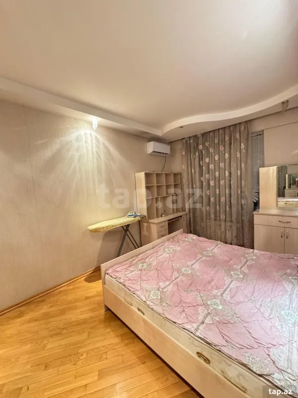 Kirayə verilir 2 otaqlı yeni tikili 100 m²