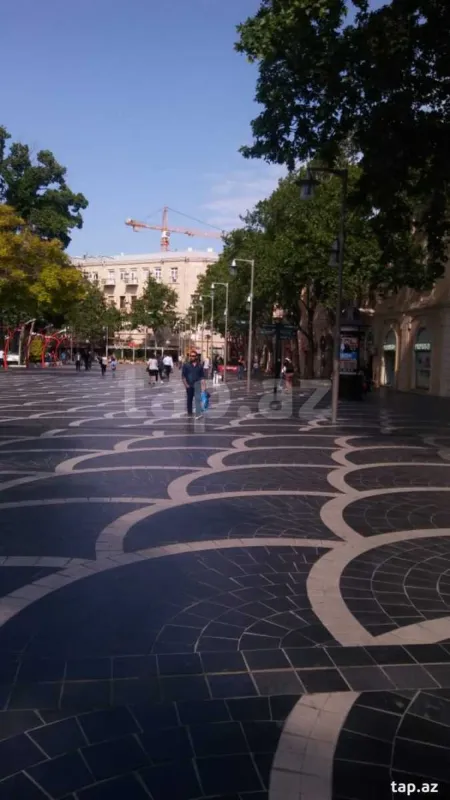 Kirayə verilir 2 otaqlı mənzil 65 m²