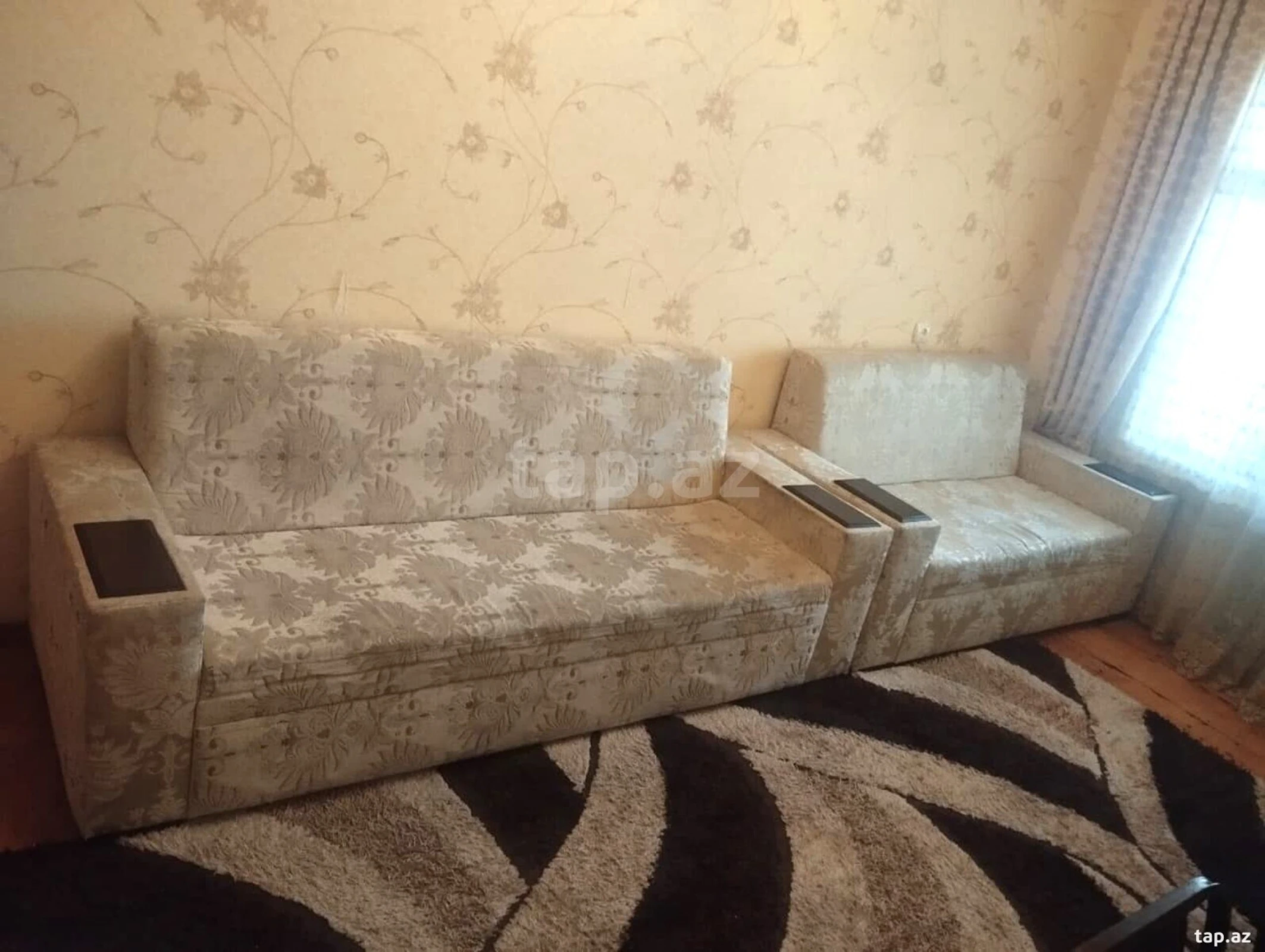 Kirayə verilir 2 otaqlı mənzil 76 m²