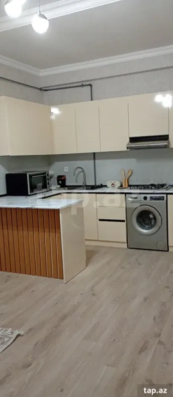 Kirayə verilir 3 otaqlı yeni tikili 80 m²