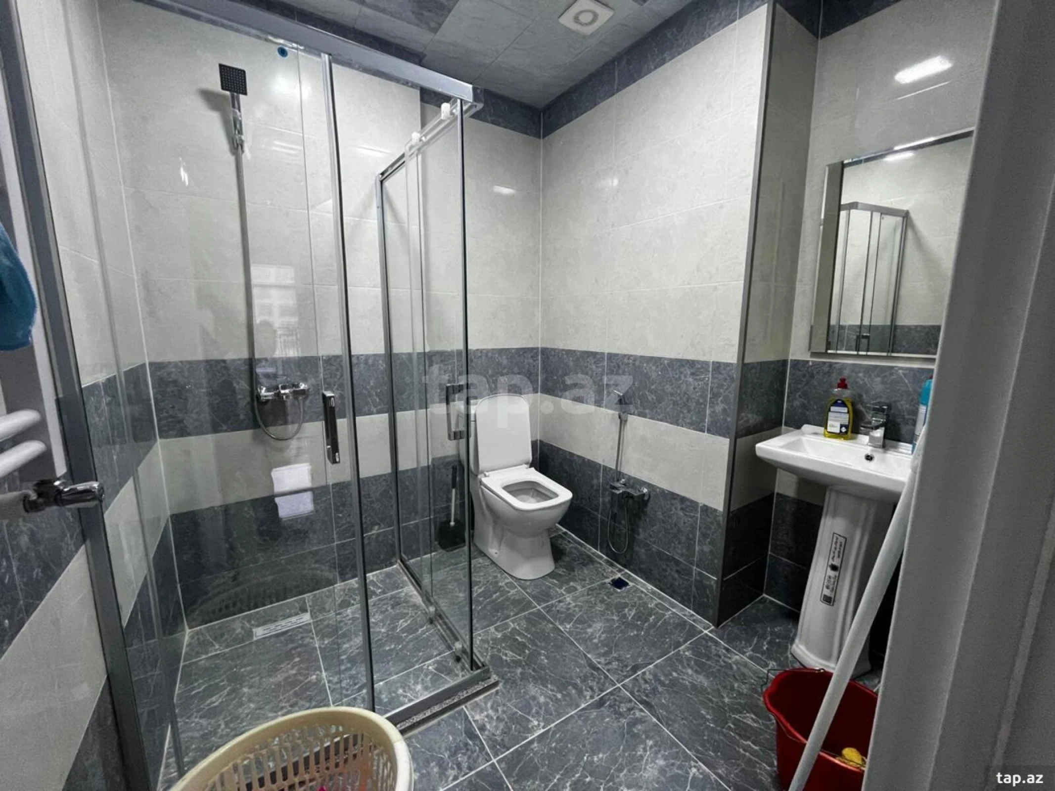 Kirayə verilir 3 otaqlı yeni tikili 80 m²