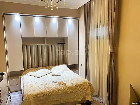 Satılır 4 otaqlı yeni tikili 148 m²