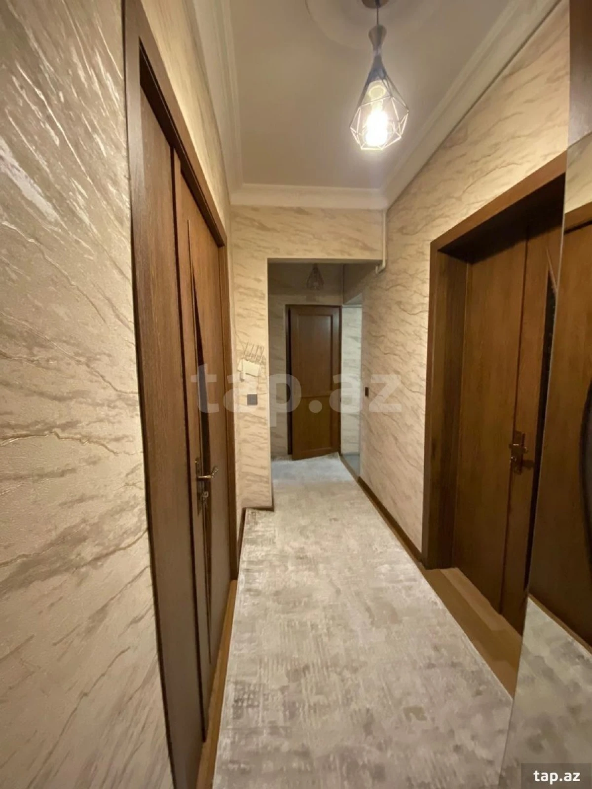 Satılır 3 otaqlı mənzil 74 m²