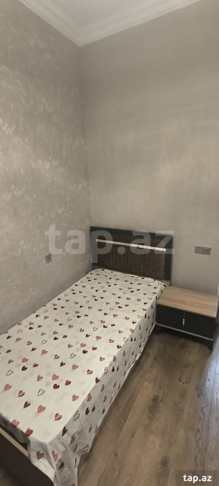 Kirayə verilir 3 otaqlı yeni tikili 93.2 m²