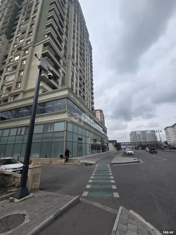 Satılır 3 otaqlı yeni tikili 105 m²