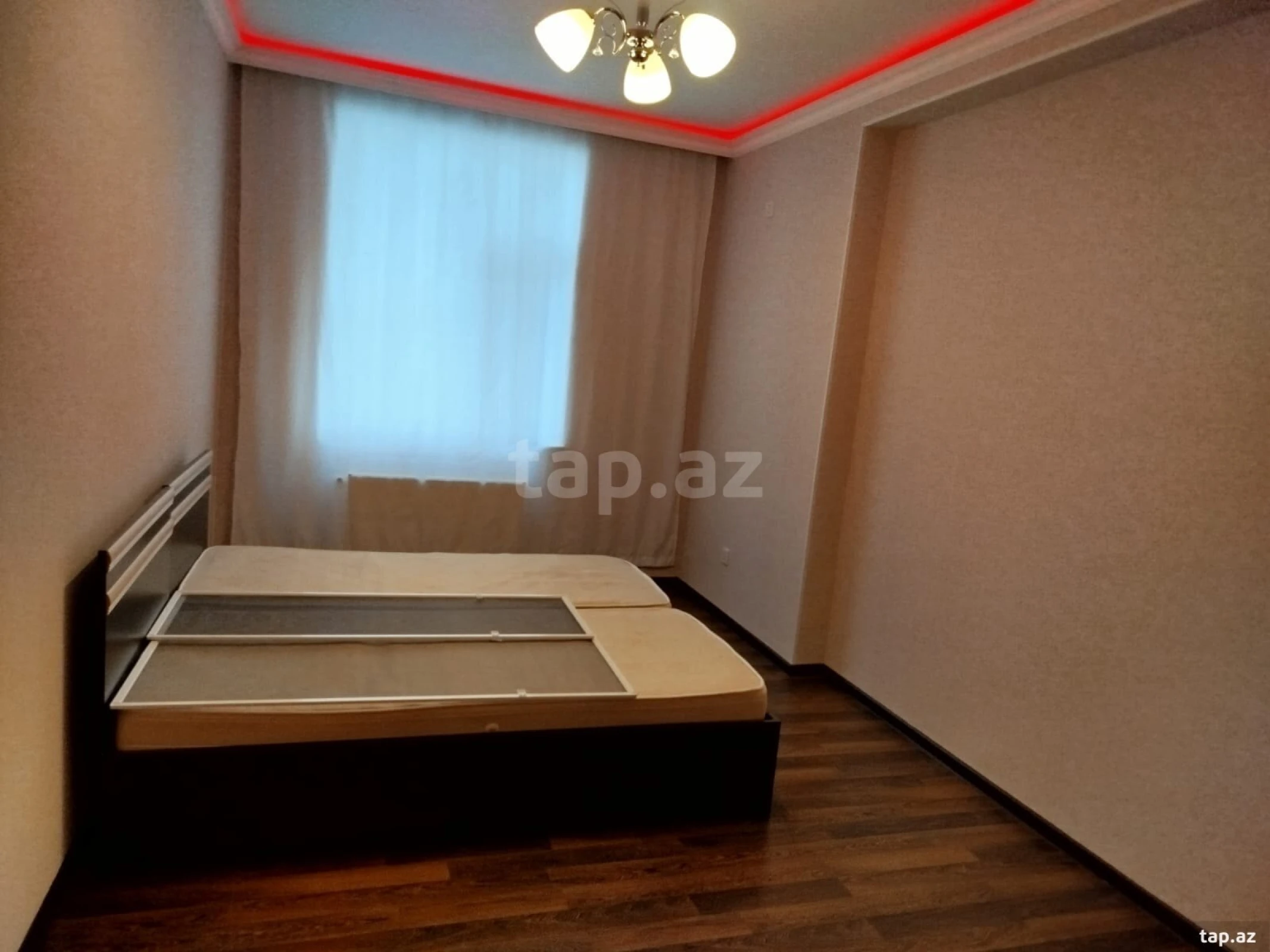 Kirayə verilir 3 otaqlı yeni tikili 95 m²