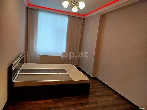 Kirayə verilir 3 otaqlı yeni tikili 95 m²