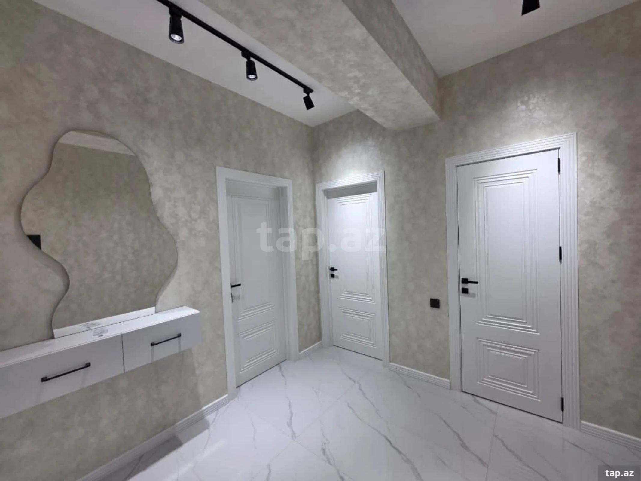 Satılır 3 otaqlı yeni tikili 92 m²