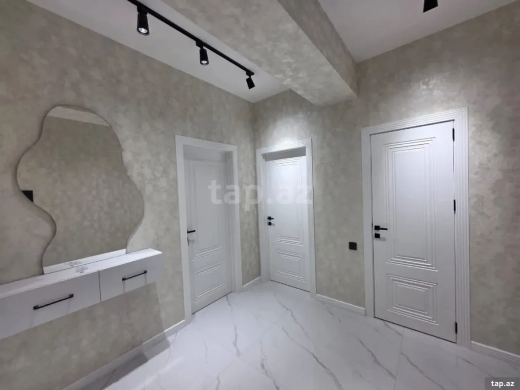 Satılır 3 otaqlı yeni tikili 92 m²