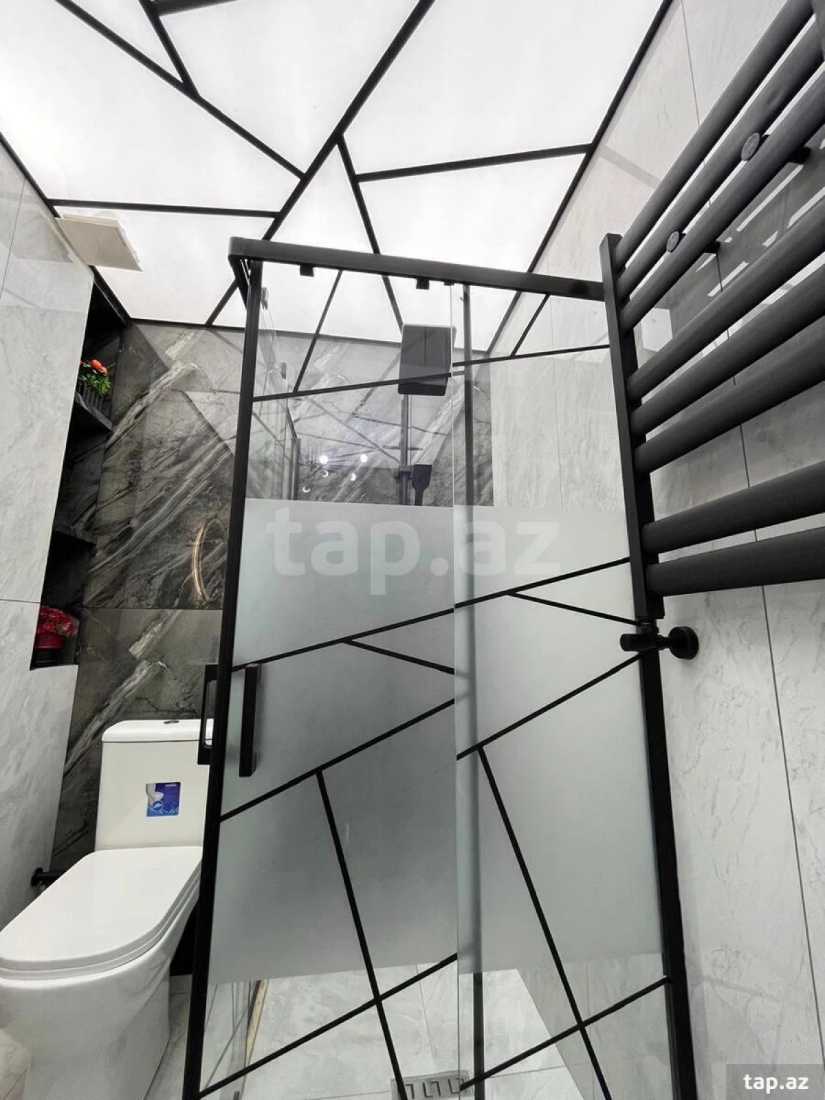 Satılır 2 otaqlı yeni tikili 62 m²