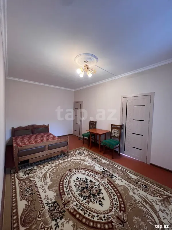 Kirayə verilir 2 otaqlı mənzil 45 m²