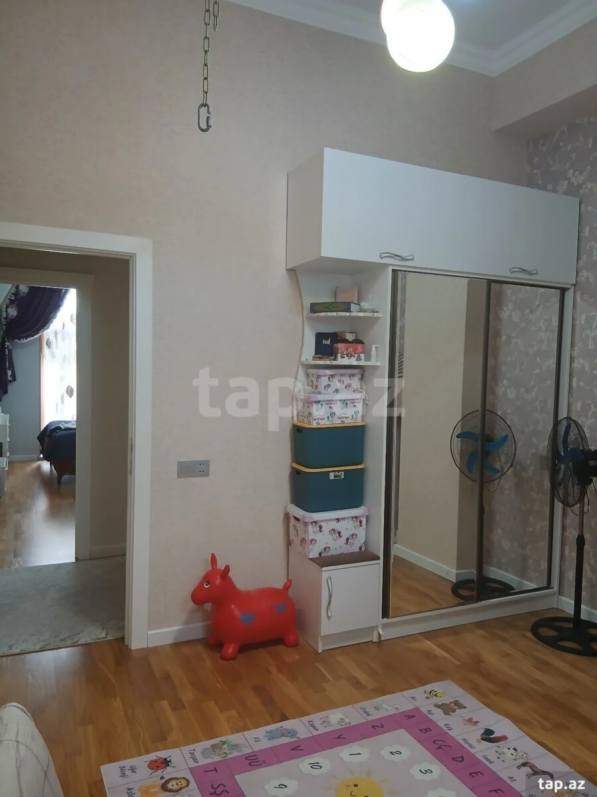 Satılır 4 otaqlı yeni tikili 105 m²