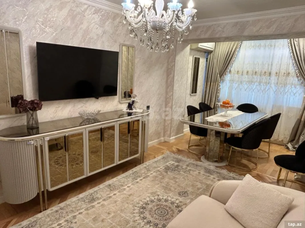 Satılır 2 otaqlı mənzil 70 m²