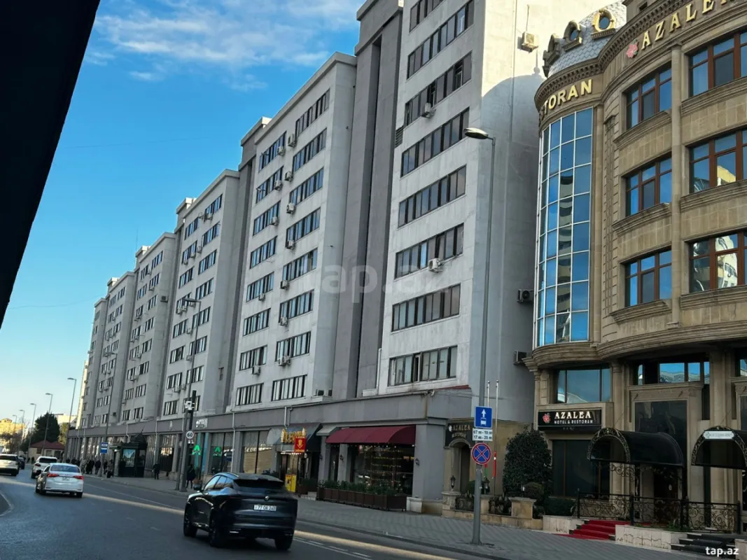 Satılır 2 otaqlı mənzil 70 m²