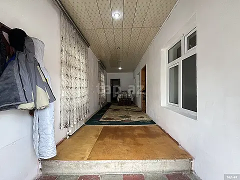 Satılır 4 otaqlı həyət evi