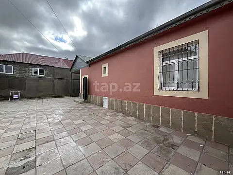 Satılır 4 otaqlı həyət evi