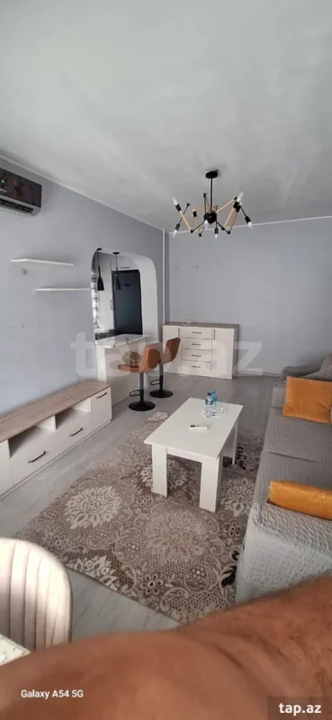 Kirayə verilir 2 otaqlı yeni tikili 56 m²
